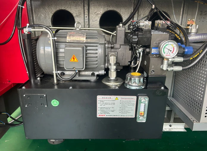 Slant bed CNC lathe