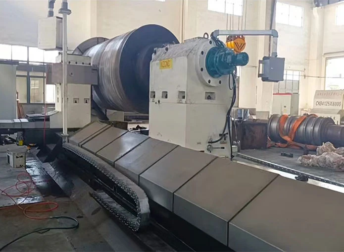 CNC roll turning lathe