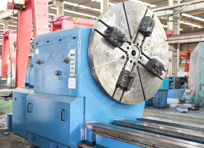 Conventional heavy duty lathe