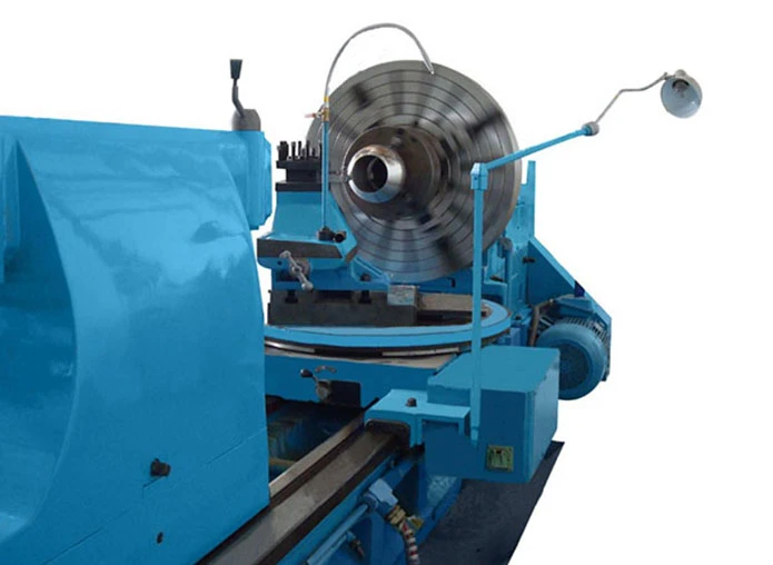 Spherical turning lathe