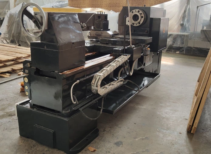 Spherical turning lathe
